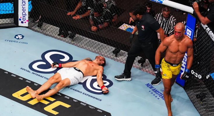 Las Vegas, Nevada - június 28 .: (RL) Gregory Rodrigues du Brazília reagál a svéd Jack Hermansson KO -jára az UFC 317 rendezvényen, a T -Mobile arénában, 2025. június 28 -án, Las Vegasban, Nevada -ban. (Fotó: Josh Hedges / Zuffa LLC)