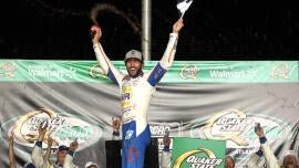 NASCAR az Atlanta eredményei: Chase Elliott az első 2025 -ös győzelmét a Brad Keselowski utolsó passzával szerezte meg