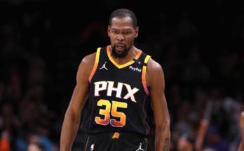 Kevin a kereskedelmi osztályok során: A Rockets sorban indul, a Suns Crow -t eszik, míg Jalen Green lesz a lengőjátékos