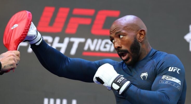 UFC Fight Night Odds, Lines, Azerbajdzsán előrejelzései, Idő a kezdetben: Hill vs Runtree Picks, az MMA szakértője