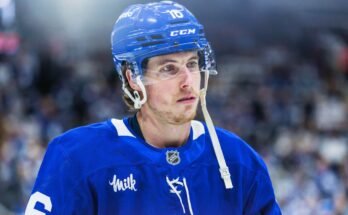 NHL ingyenes ügynökség Tracker: Maple Leafs csere Mitch Marner az Arany Lovagokban; A Panthers újra aláírja a kereskedőt, Ekblad