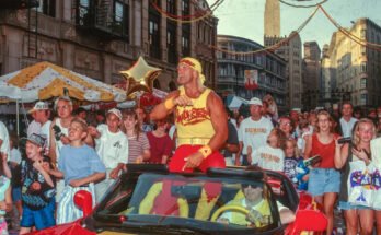 Orlando, Florida - június 11 .: Hulk Hogan 1994. június 11 -én, a Florida -i Orlando -ban, a Disney World felvonulásával debütált a WCW -ben. (WWE / WWE fotó a Getty Images -en keresztül)