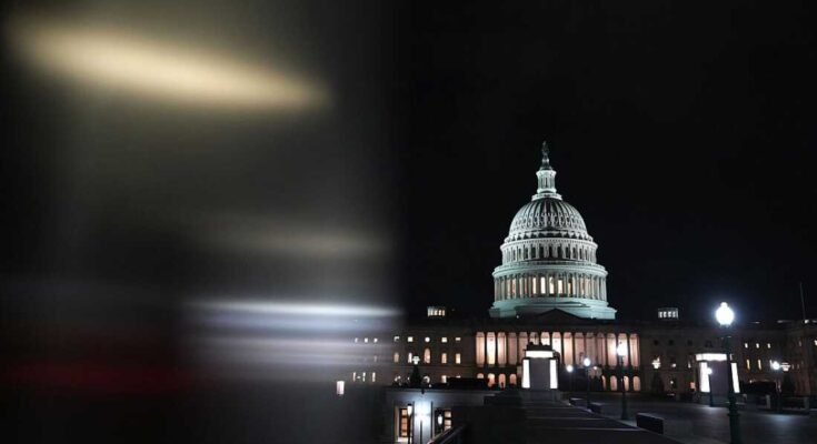 Az amerikai Capitolus május 20 -án látható Washington DC -ben