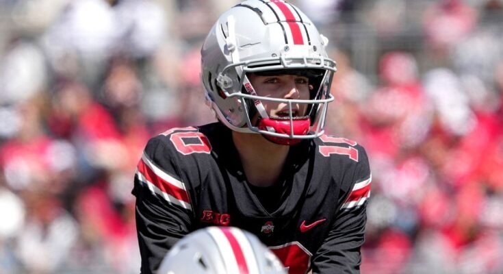Ohio állam QB csata Sayin, Kienholz között túl közel a híváshoz