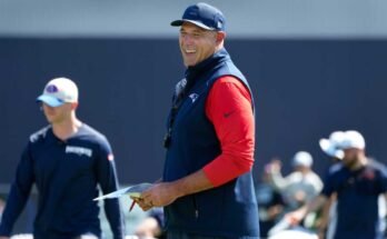 A Patriots Mike TrueBel tiszteletet szerez, a játékosok csodálatát, miután elvesztették a vért, amelyet a közös gyakorlatban harcoltak