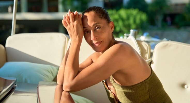 Tracee Ellis Ross a "Solo Voyage" létrehozásáról, a 2. évad ugratásáról