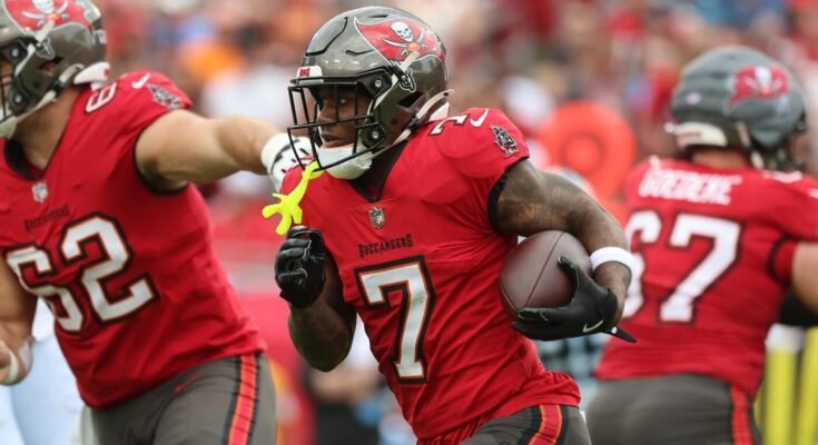 Fantasy labdarúgó -osztályok 2025: Buds by Proven NFL modell, amely előrejelzi a Raheem Moster nehéz évét